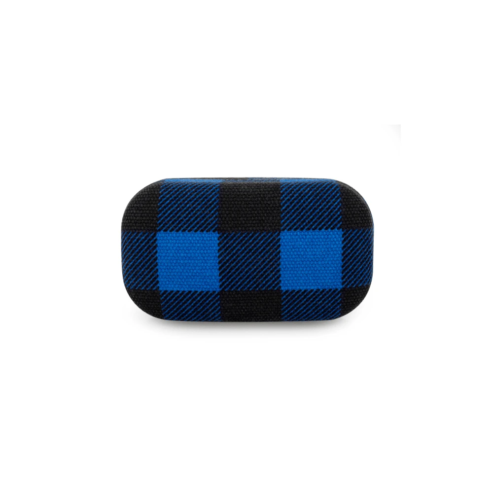 KIKKERLAND Buffalo Plaid Travel Case 1 KIKKERLAND Buffalo Plaid Travel Case