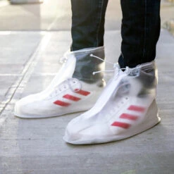 KIKKERLAND LARGE PROTECTIVE SHOE COVERS -Kikkerland PO03 000 003