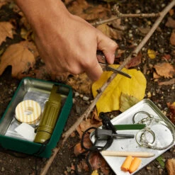 Kikkerland Outdoor Survival Kit -Kikkerland a412703b7c604f1070630e2419c2ac01705cb58e square3035921 5